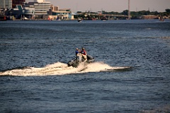 4L4C2893